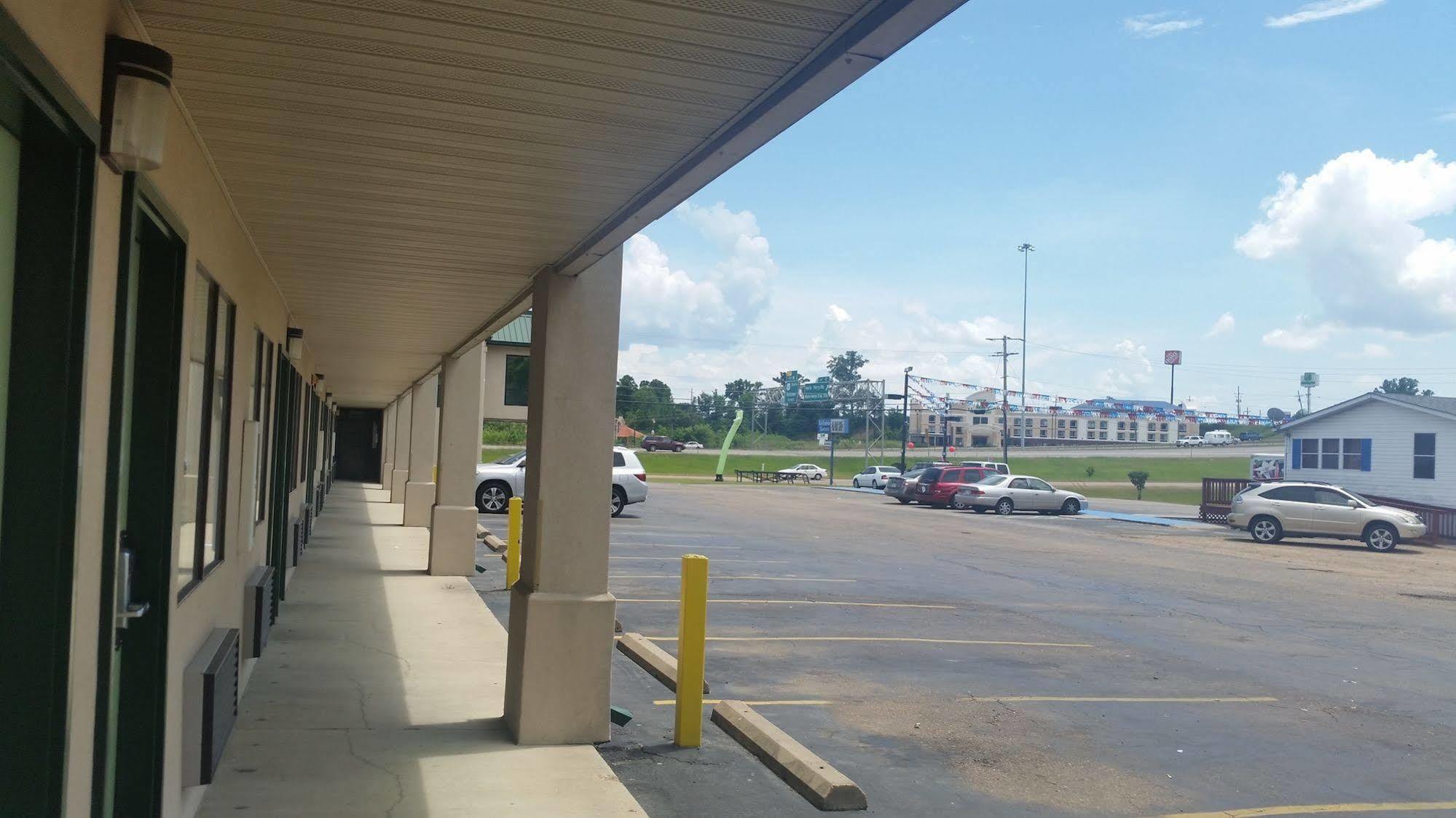 Travel Inn Vicksburg Exterior foto